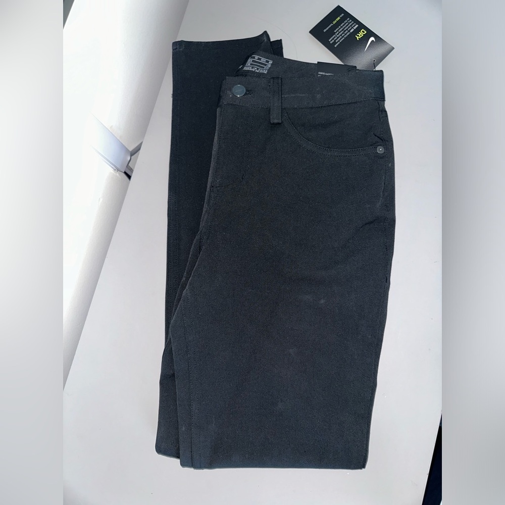 NWT Nike Women’s Dry Slim Woven Golf Pant, Size 2